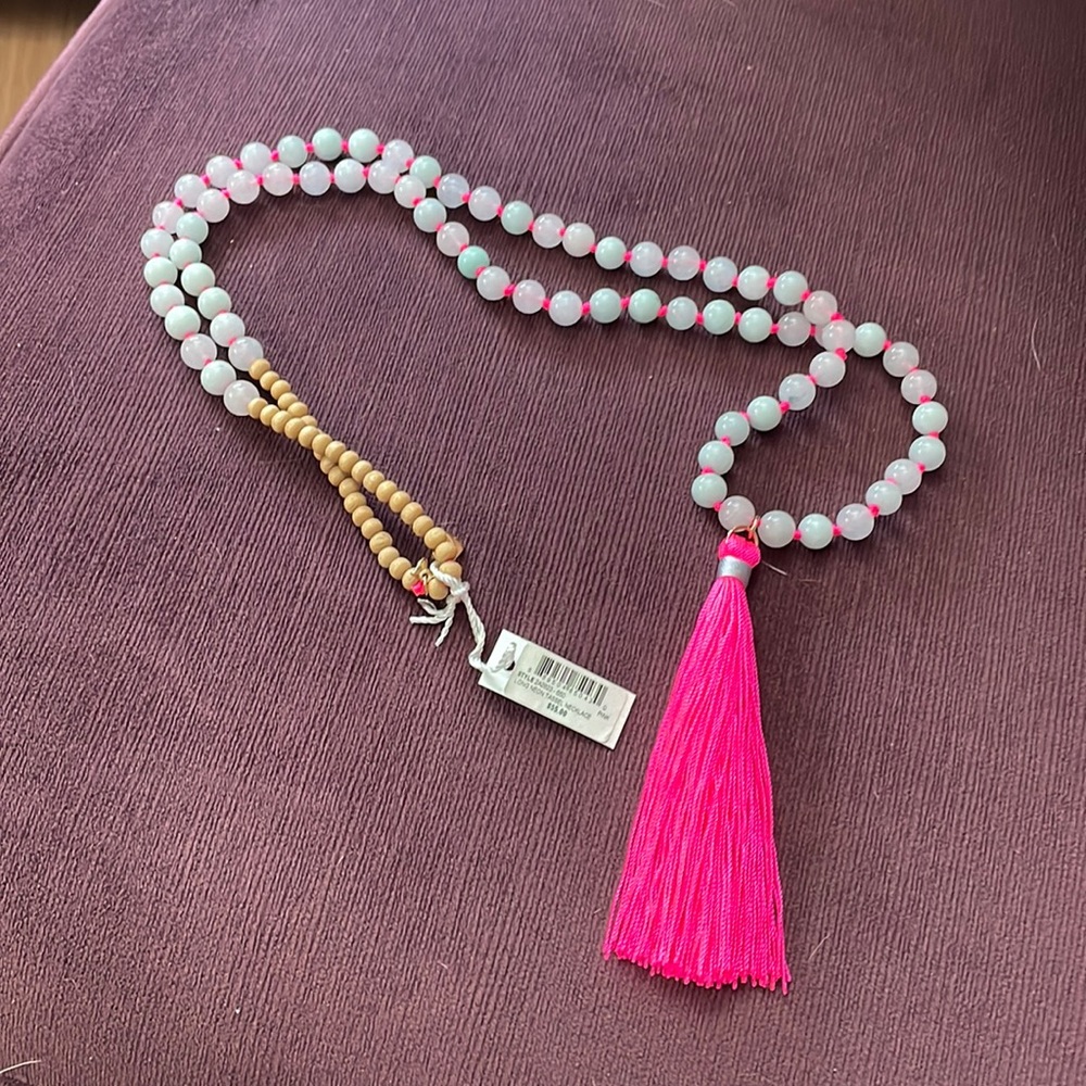 Vineyard vines Long neon tassel necklace
